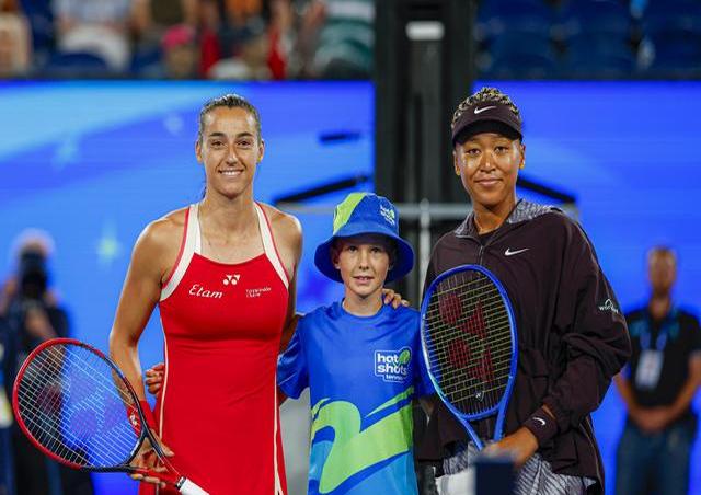 大坂直美回归赛场，爆冷首场状态亮眼，公牛观众沸腾！